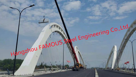 CHINA Stahlbogen-Brücke mit hoher Tragfähigkeit für Brücken mit Sidework für Bau-Brücke fournisseur